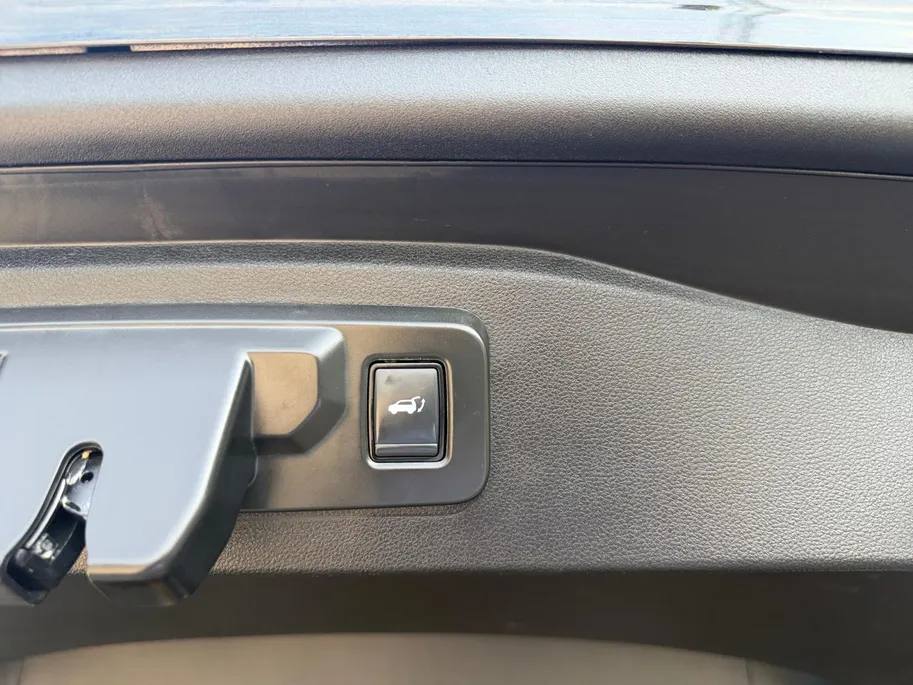 Renault Espace E-Tech full hybrid 200 iconic 7p. | Lederen Bekleding | Automatische Kofferbak | 360 Camera | Stoel & Stuurverwarming | Cruise & Climate Control | 12 Maanden BOVAG Garantie