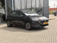 Ford Fiesta 1.0 EcoBoost Hybrid Titanium PARKEERSENSOREN ACHTER I ALL SEASON BANDEN I APPLE CARPLAY / ANDROID AUTO I