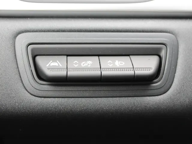 Renault Captur 1.6 E-Tech Hybrid 145 Zen | automaat | hybride | navigatie | achteruitrijcamera