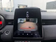 Renault Clio 145PK E-Tech Full Hybrid Techno Automaat | 9,3' Navi | Climate Control | Camera | Parkeersensoren | Apple CarPlay/Android Auto | Digital Cockpit | Cruise Control | Full LED | Lichtmetalen Velgen |