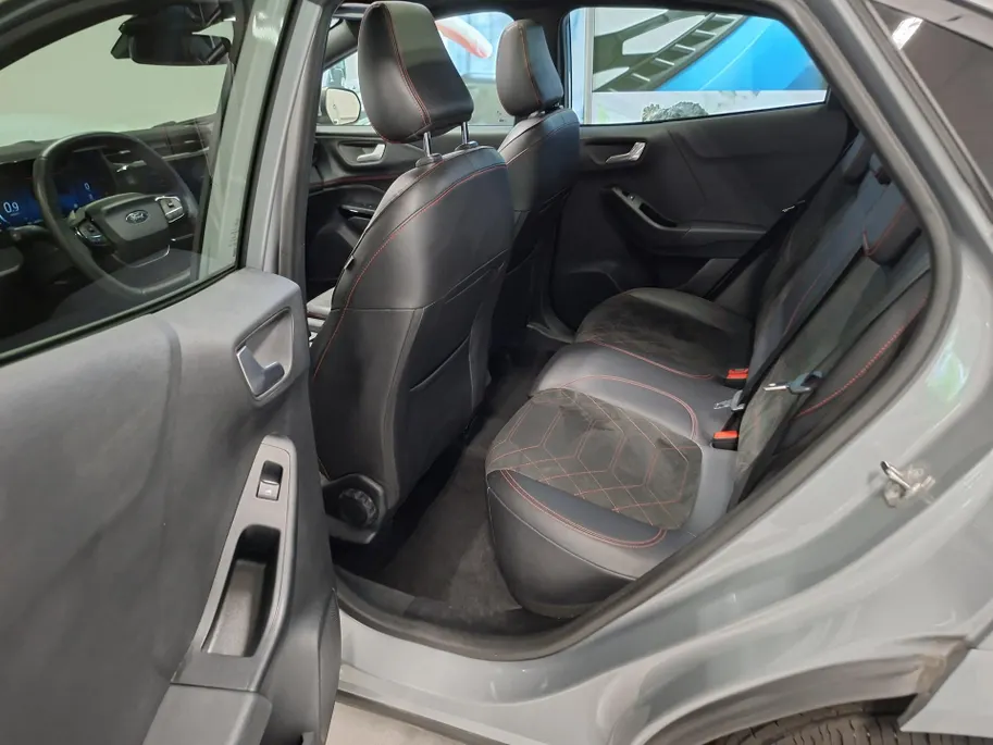 Ford Puma 1.0 EcoBoost Hybrid ST-Line X 155 PK | Automaat | Panoramadak | Drivers Assistance Pack | Adaptieve Cruise Control | Elektrische achterklep |