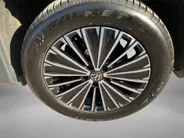 Volkswagen Tayron 1.5eTSI/150PK Life 7p · Navigatie · Trekhaak · 360°Camera + Parkeersensoren · Garantie t/m 29-04-2027