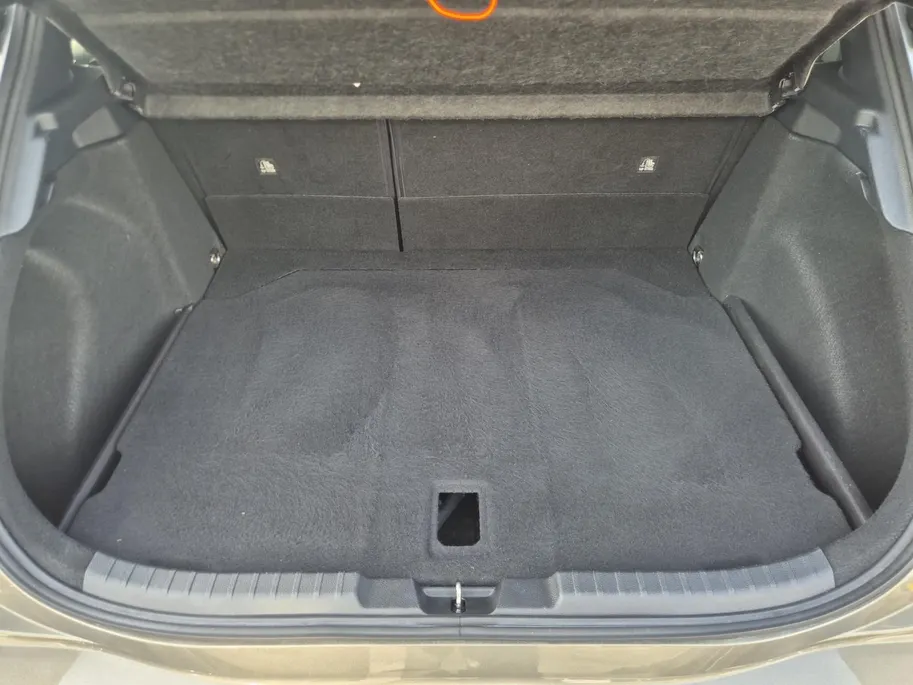 Toyota Corolla 2.0 Hybrid Executive | Cruise Control | Climate Control | Privacy Glass | Half Lederen Bekleding | Navigatie | Camera |