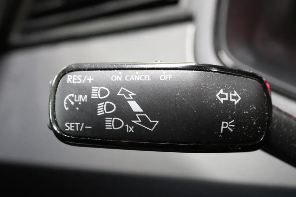 SEAT Ibiza 1.0 TSI Style / Apple carplay / Android auto / Trekhaak / Airco /