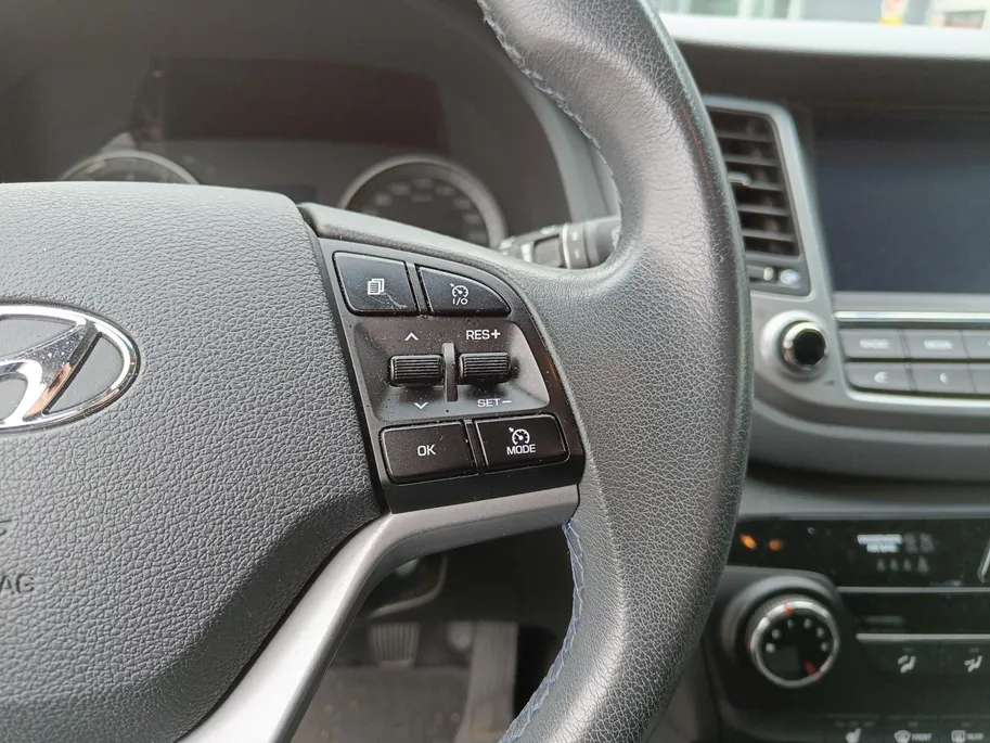 Hyundai Tucson 1.6 GDi Go! | Navigatie | Parkeercamera | Stoelverwarming | Climate control | Cruise control |