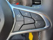 Renault Clio 1.0 TCe 90 Equilibre | Navigatie | Cruise | DAB | Rijstrooksensor met correctie | Airco | Apple Carplay/Android Auto