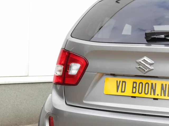 Suzuki Ignis 1.2 Smart Hybrid Style Automaat | Navi | Cruise | Clima | Camera | Lm-Velgen