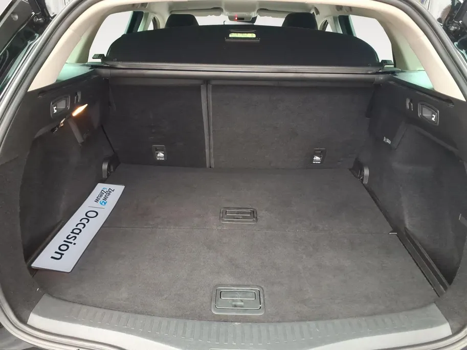 Renault Mégane Estate 1.3 TCe 140 Techno 1 jaar Garantie | Automaat | Camera | Cruise & Climate Control | 9,3'' Inch Scherm | Full Led | Apple Carplay/Android Auto | Parkeersensoren |Trekhaak