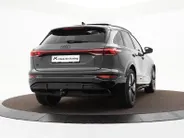 Audi Q6 e-tron 252pk S edition 83 kWh · SOH 97,5% · Panoramadak · Leder · 360 Camera · Luchtvering · Wegklapbare Trekhaak · Stoelverwarming Voor + Achter ·