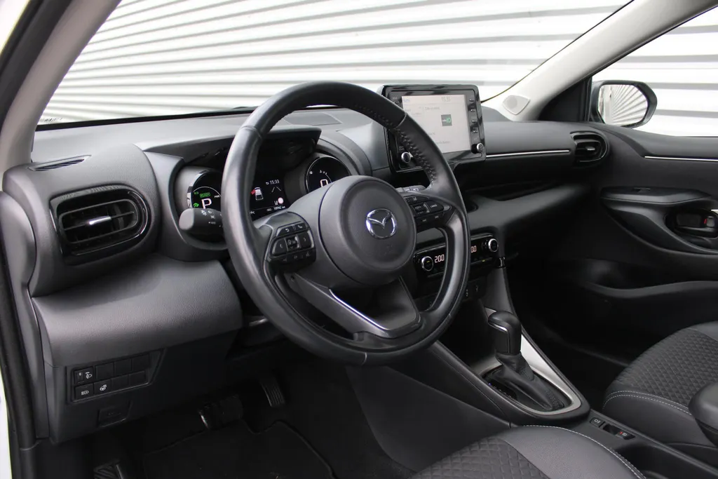 Mazda 2 Hybrid 1.5 Agile | Comfort pakket | Airco | 15' LM | Apple carplay / Android auto |