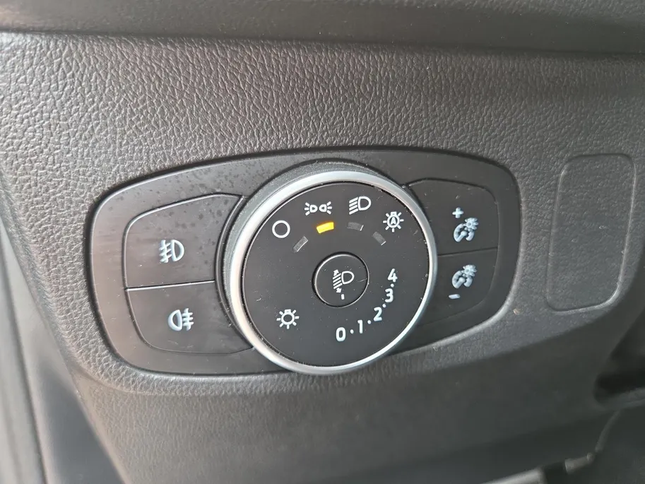 Ford Focus 1.0 EcoBoost ST-Line X Business | Automaat | Carplay | camera | Zeer nette auto | Full LED | Trekhaak | Technology Pack | Winter Pack | 12 Maanden Bovag Garantie |