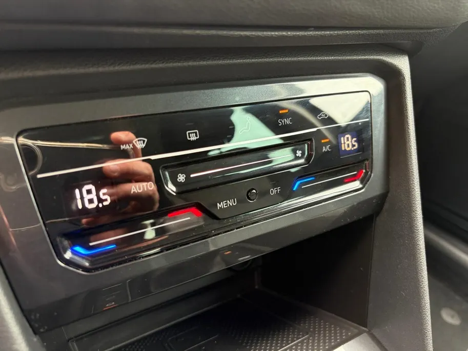 Volkswagen Tiguan 1.5 TSI Life | Draadloos Carplay | Navi | Clima | Camera | Adaptive Cruise | Elektr. Achterklep | LM Velgen | LED-Koplampen