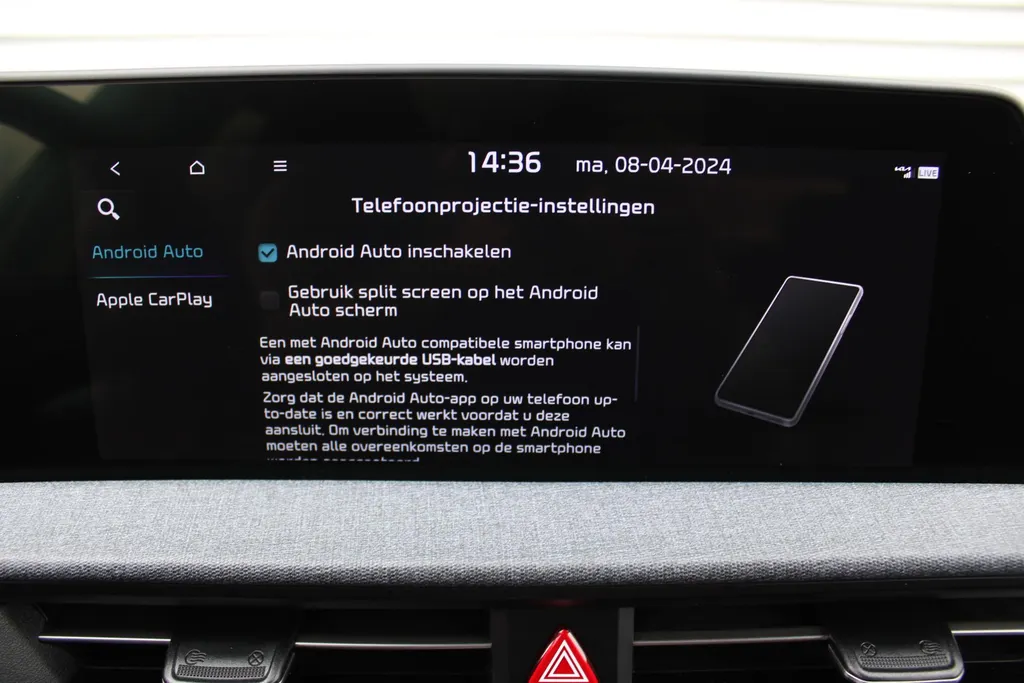 Kia EV6 Air 58 kWh | Trekhaak | 20' LM | Stuur-/stoelverwarming | Camera | Navi | Cruise adapt. | Dodehoek detectie |