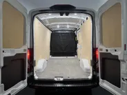 Ford Transit 350 2.0 TDCI L3H2 Trend Trekhaak | Parkeersensoren voor & achter | Verwarmbare voorstoelen| Handmatige regeneratie roetfilter | Navigatiesysteem |