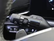 Kia Niro 1.6 GDi Hybrid ExecutiveLine | Camera | Leer | Schuifdak | Stoelverwarming+ventilatie | Elektr. stoelverstelling + achterklep | 18' LM | HUD |