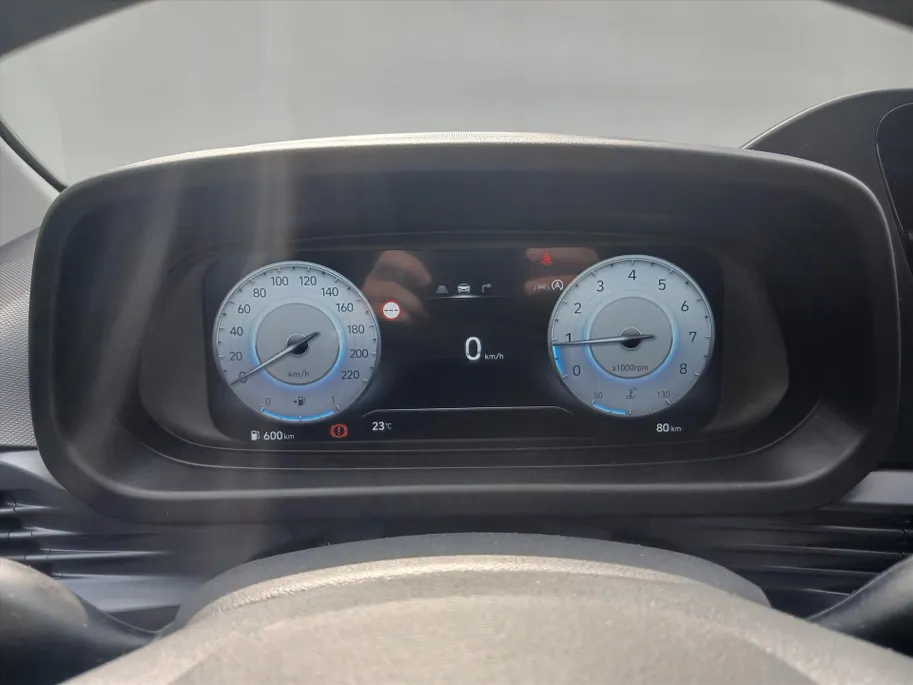 Hyundai Bayon 1.0 100PK Comfort / DIRECT LEVERBAAR! / Demonstratieauto / SCHERP GEPRIJSD! /