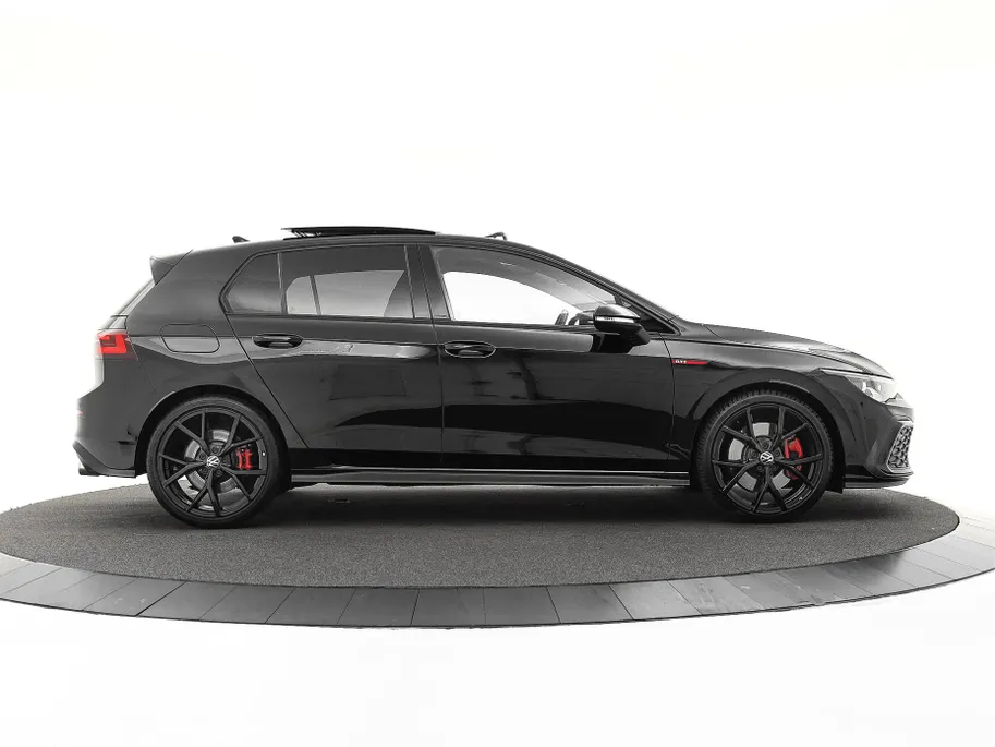 Volkswagen Golf 2.0 TSI 245pk DSG GTI · Panoramadak · Camera · Harman Kardon Sound · Matrix LED · Leder Vienna · Alarmklasse 3 · Elek. Bestuurdersstoel + Geheugen ·