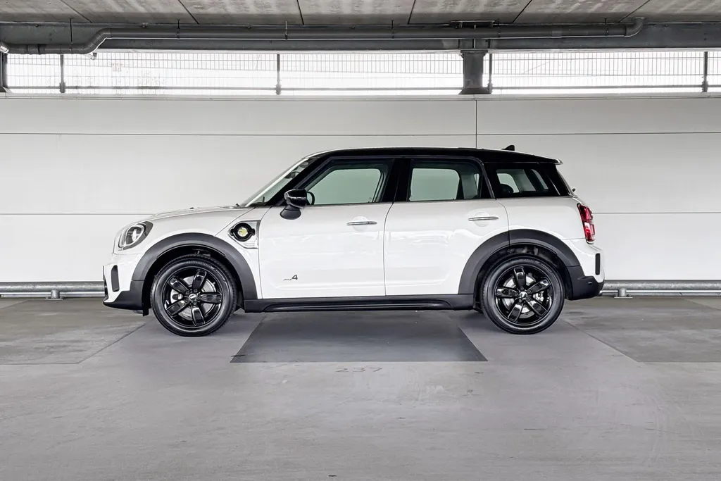 MINI Countryman Cooper S E ALL4 Classic
