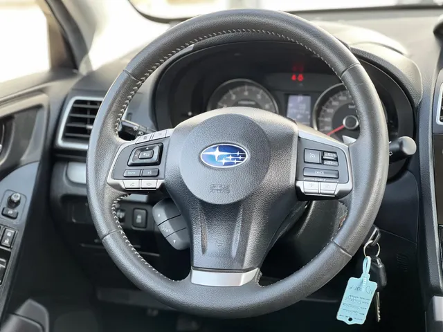 Subaru Forester 2.0 Comfort Automaat | All Season Banden | Trekhaak | Lederen Bekleding | Verwarmde Voorstoelen