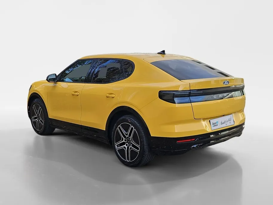 Ford Capri Premium Extended Range RWD 77 kWh | Tot 2200kg trekgewicht! | Tot €3.500,- korting! | 0,99% rente Ford Options! / 0,99% financial lease | Sync Move | 572 liter bagageruimte | Nieuw te bestellen