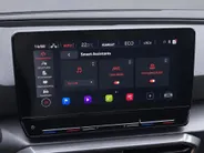 CUPRA Leon 1.4TSIeHybrid 180kW/245PK PHEV VZ · Leder/Stof · Apple/Android Car Play · Stoel- & stuurverwarming ·