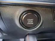 Mazda 3 2.0 e-SkyActiv-X M Hybrid 186 Nagisa | Stoelverwarming | 18' LM | Navigatie | Sensoren | Adaptieve Cruise | Camera | BOSE | Apple Carplay/Android Auto | Stoelgeheugen | Half Leder