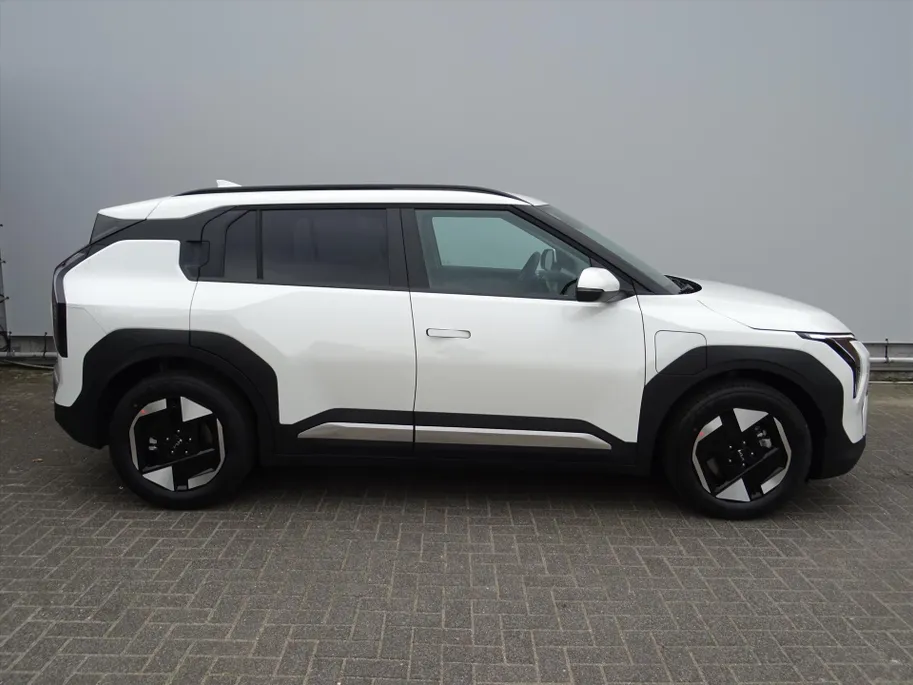 Kia EV3 58,3 kWh 204pk Plus (in bestelling)