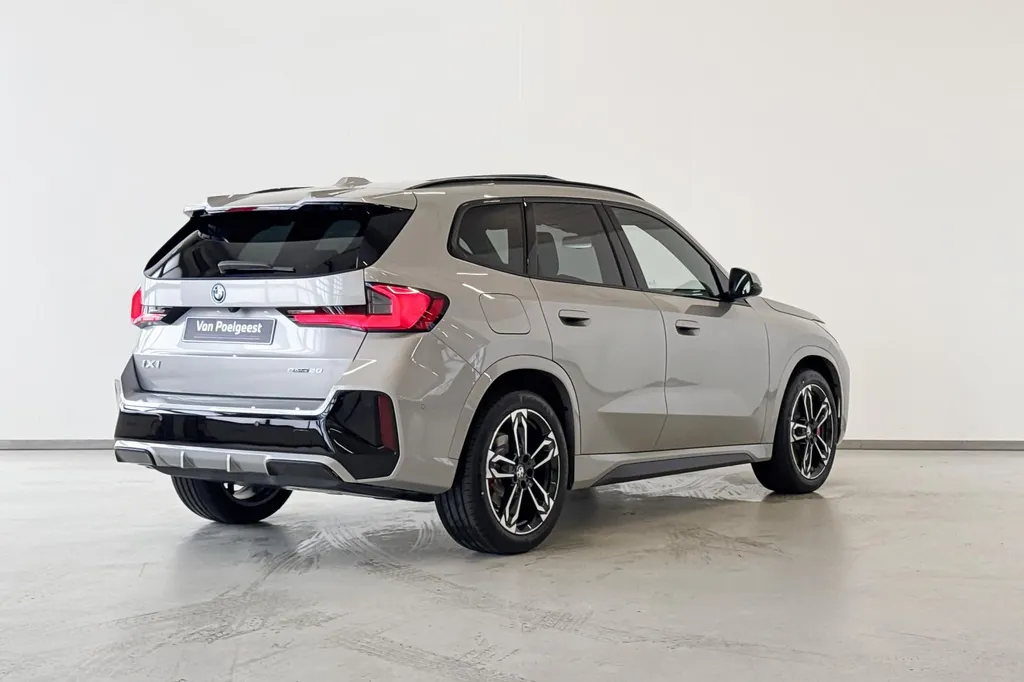 BMW iX1 eDrive20 67 kWh M Sport Edition