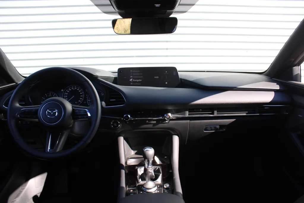 Mazda 3 2.0 e-SkyActiv-G 122PK 6MT Exclusive-line | Leder | Bose Audio | 360° Camera | Elek. stoelverstelling | Keyless | Heads up Display |