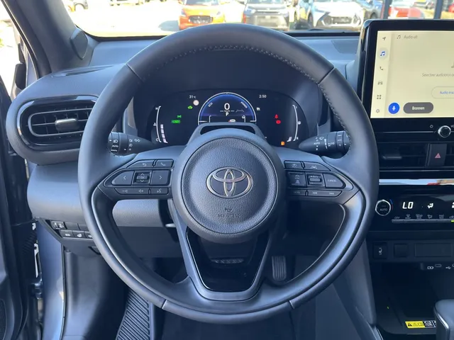 Toyota Yaris Cross 1.5 Hybrid 130 First Edition | Comfort Pack
