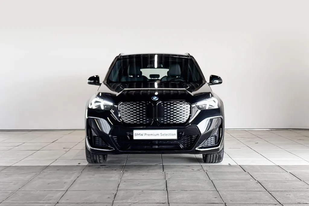 BMW iX1 eDrive20 67 kWh
