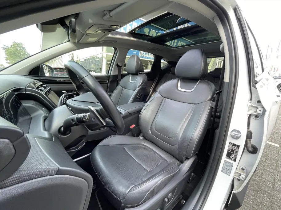 Hyundai Tucson 1.6 T-GDi HEV 230pk Aut. Premium Sky / Navigate + Camera / Schuif-kanteldak / Full Option! /