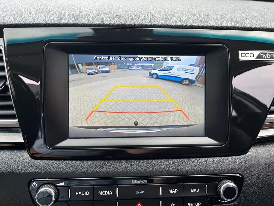 Kia Niro 1.6 GDi Hybrid DynamicLine | Trekhaak Vast + 13-Polige Stekker | All-Seasonbanden | Apple Carplay / Android Auto | Navigatiesysteem | Parkeersensoren + Camera Achter | Cruise Control | Rijstrooksensor + Correctie