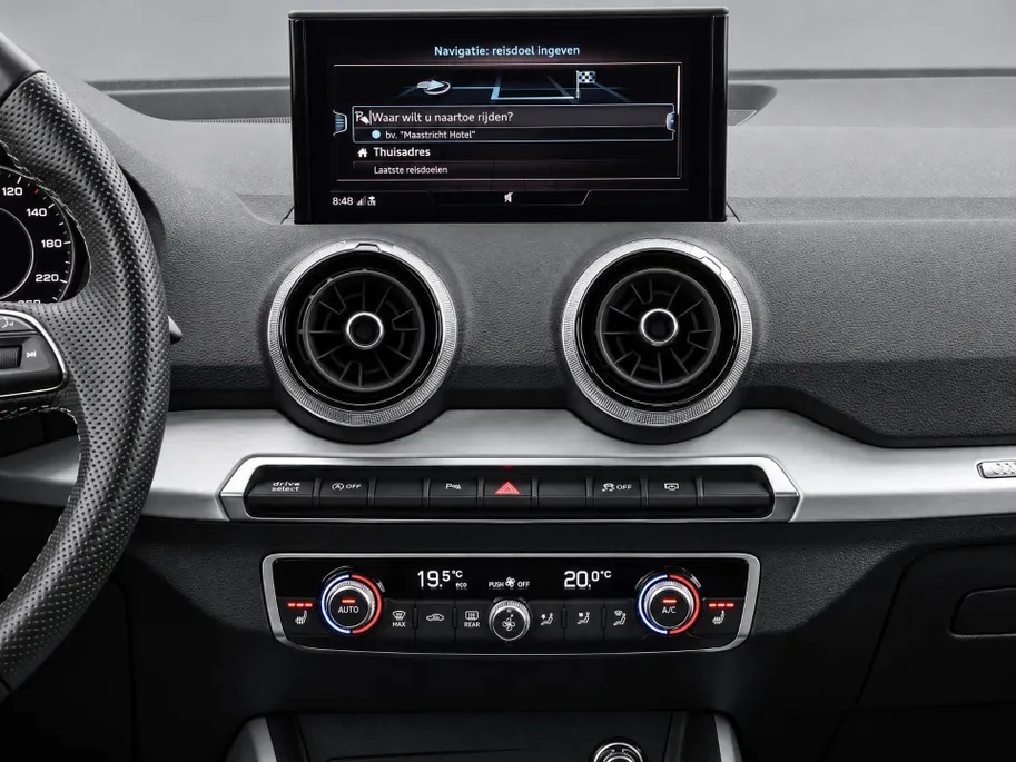 Audi Q2 35 TFSI 150pk S Edition · Camera · Matrix LED · Apple/Android Car Play · Adaptive Cruise Control · Stoelverwarming · Verkeersbord Detectie · Virtual Cockpit ·