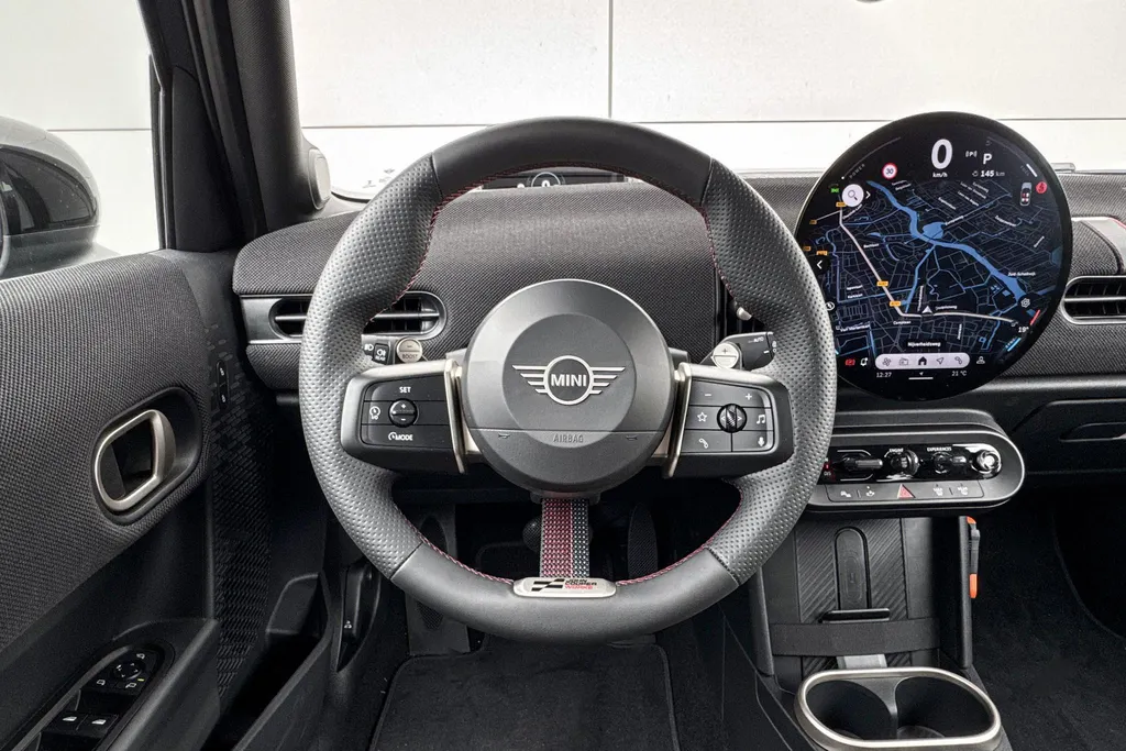 MINI Cooper 5-deurs 1.5 Cooper C John Cooper Works XL