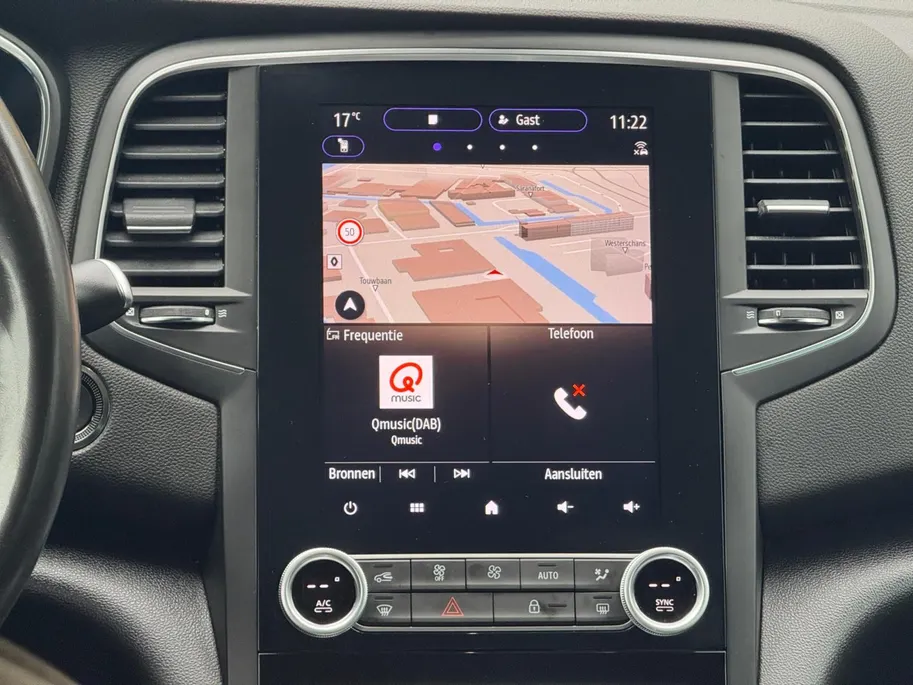 Renault Mégane Estate 1.3 TCe 140 Techno | AUTOMAAT | NAVI | Climate | CAMERA | CRUISE CONTROLE | APPLE CARPLAY / ANDROID AUTO | TREKHAAK (TREKGEWICHT 1750KG)