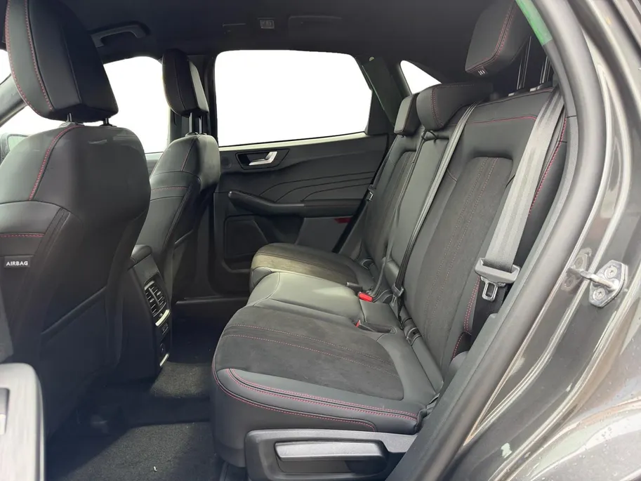 Ford Kuga 2.5 PHEV ST-Line X | Uit Voorraad Leverbaar | Automaat | €4.000,- Ready Set Ford Bonus | Trekhaak | 2100kg Trekgewicht | Adapt. Cruise Control | BLISS | 360 Graden Camera | Winter Pakket | Apple Carplay & Android Auto