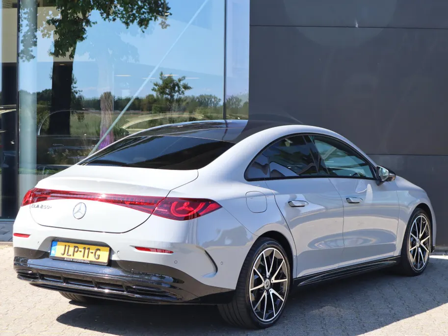 Mercedes-Benz CLA 250+ Launch Edition 85.5 kWh l Keyless l Achteruitrij camera l Stoelverwarming l Memory