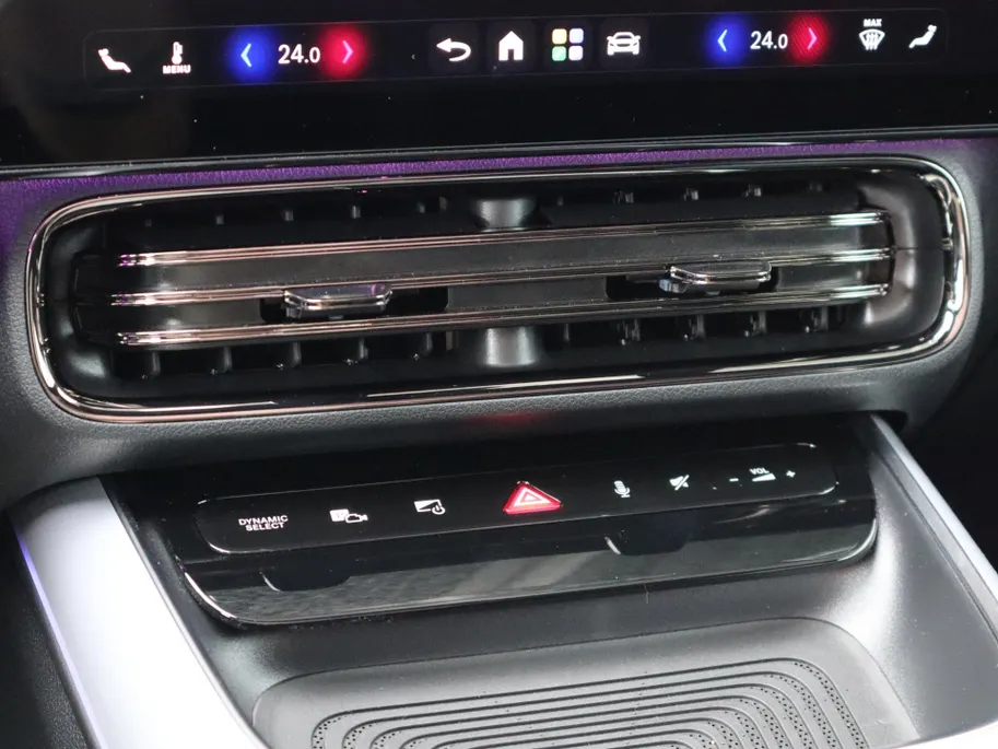Mercedes-Benz CLA Shooting Brake 250+ Business Solution AMG 85.5 kWh l Trekhaak l Keyless l Ambiente lichtpakket l Panoramadak