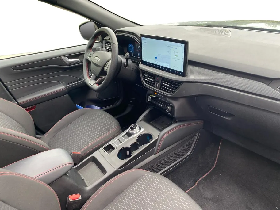 Ford Kuga 2.5 PHEV ST-Line 243PK | NL Auto | Panoramadak | El. Trekhaak | Driver Assistance Pack | Winter Pack |