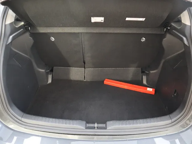 Toyota Yaris 1.5 Hybrid Dynamic Limited | Stoelverwarming | Parkeersensoren