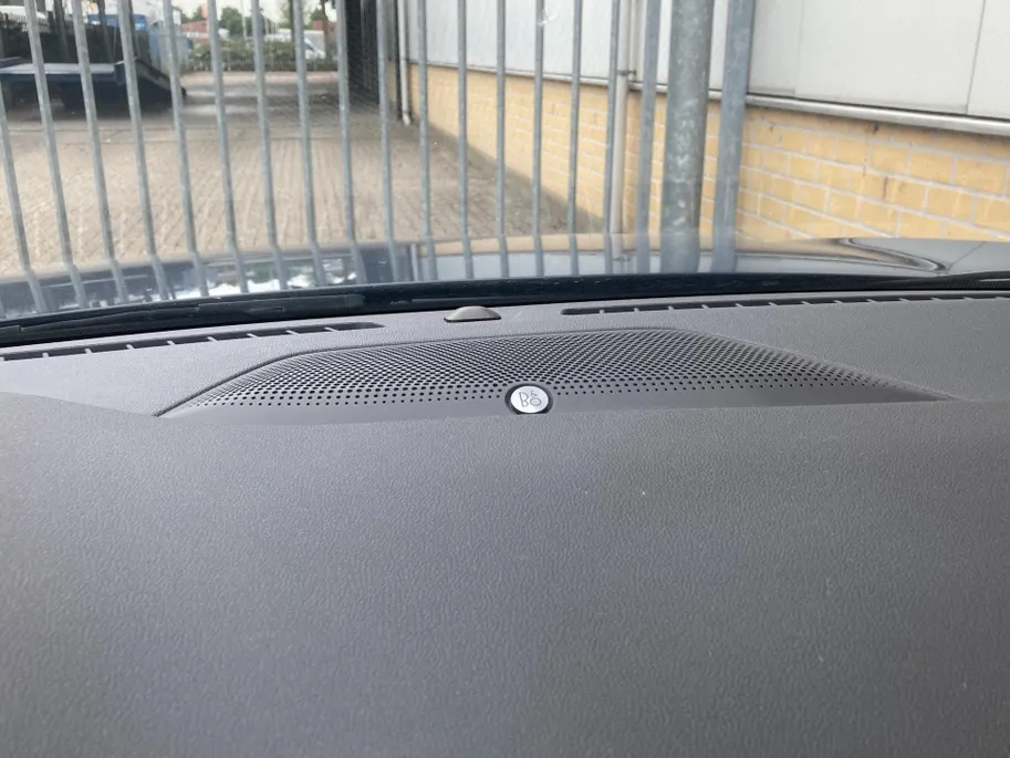 Ford Kuga 2.5 PHEV Titanium X Afneembare trekhaak - BLISS - HalfLederen bekleding  - B&O - Headup Display