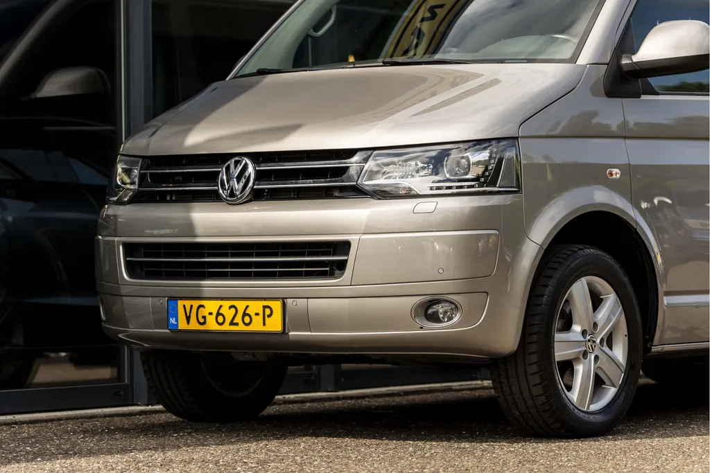 Volkswagen Transporter 2.0 TDI L2H1 Invalide uitvoering / aanpassing