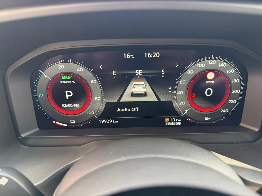 Nissan X-Trail 1.5 e-Power Tekna | Navigatie | Schuif-/ Kanteldak | Stoelverwarming voor & achter | 360 camera | Apple Carplay/ Android Auto | Geheugenfunctie voorstoelen | Elektrische Kofferbak |