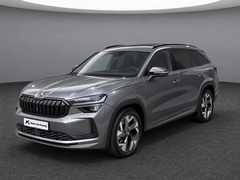 Škoda Kodiaq 1.5 TSI 204pk PHEV Sportline Business · Wegklapbare Trekhaak · 360 Camera · Apple/Android Car Play · Elek. Voorstoel · 19'' Inch · Garantie t/m 09-03-2030 of 100.000km