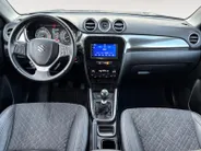 Suzuki Vitara 1.4 Boosterjet Style Smart Hybrid | Trekhaak | Dealer onderhouden | Navigatie | dodehoek detectie | Achteruitrijcamera | Stoelverwarming |10 jaar garantie! |