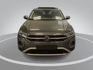 Volkswagen T-Roc 1.5 TSI 150pk DSG Style · Panoramadak · Camera · Keyless · Elek. Achterklep · Alarmklasse 3 · Massagefunctie Bestuurder · Parkeer Assistent · Stoelverwarming ·