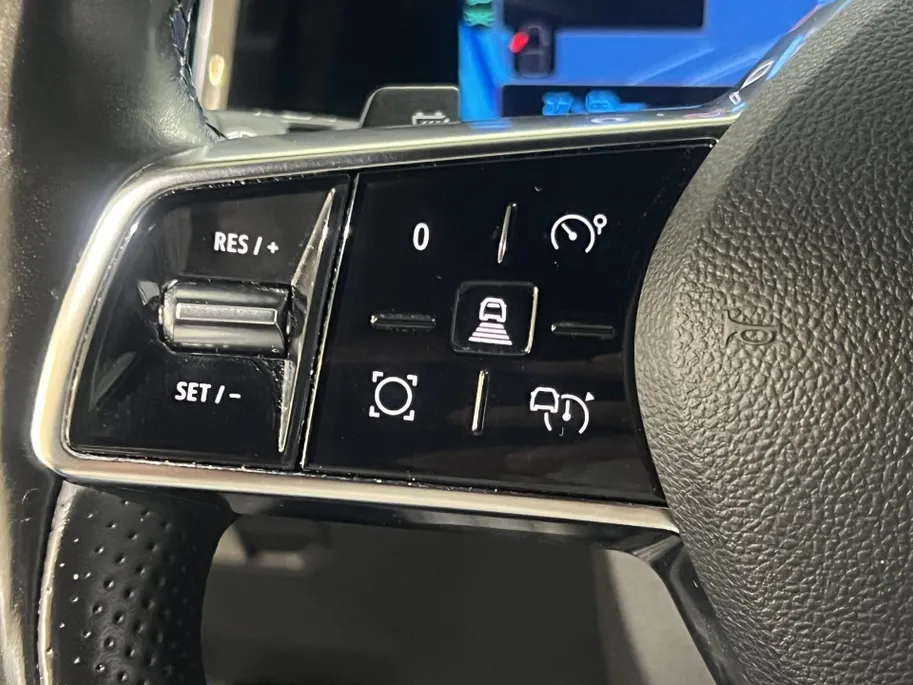 Renault Megane E-Tech 220PK EV60 Optimum Charge Techno Automaat | 360 Camera | Harman Kardon Audio | Binnenspiegel met Camera | Adaptive Cruise Control | Apple CarPlay/Android Auto | Navi | Climate Control |