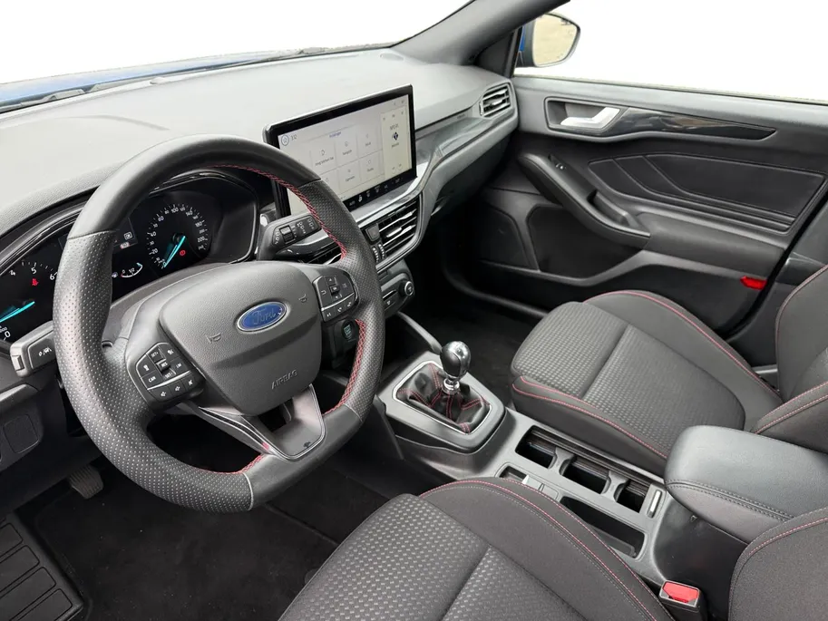 Ford Focus Wagon 1.0 EcoBoost Hybrid ST Line | Adaptive Cruise Control | Navigatie | Apple Carplay | Android Auto | Dodehoekdetectie | Achteruitrijcamera |