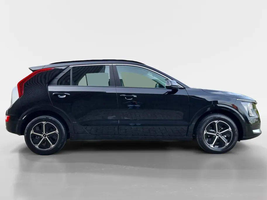 Kia Niro 1.6 GDi Hybrid DynamicLine TOT 5000,- VOORRAADVOORDEEL - informeer naar de beschikbare modellen